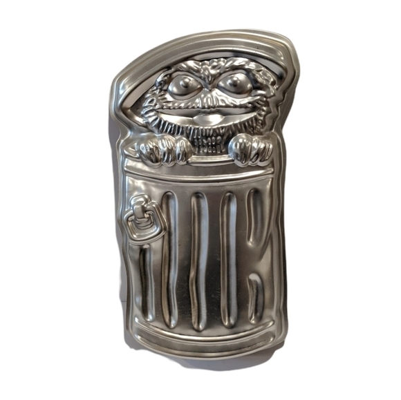 𝅺vintage Wilton Oscar The Grouch cake pan - Picture 3 of 6